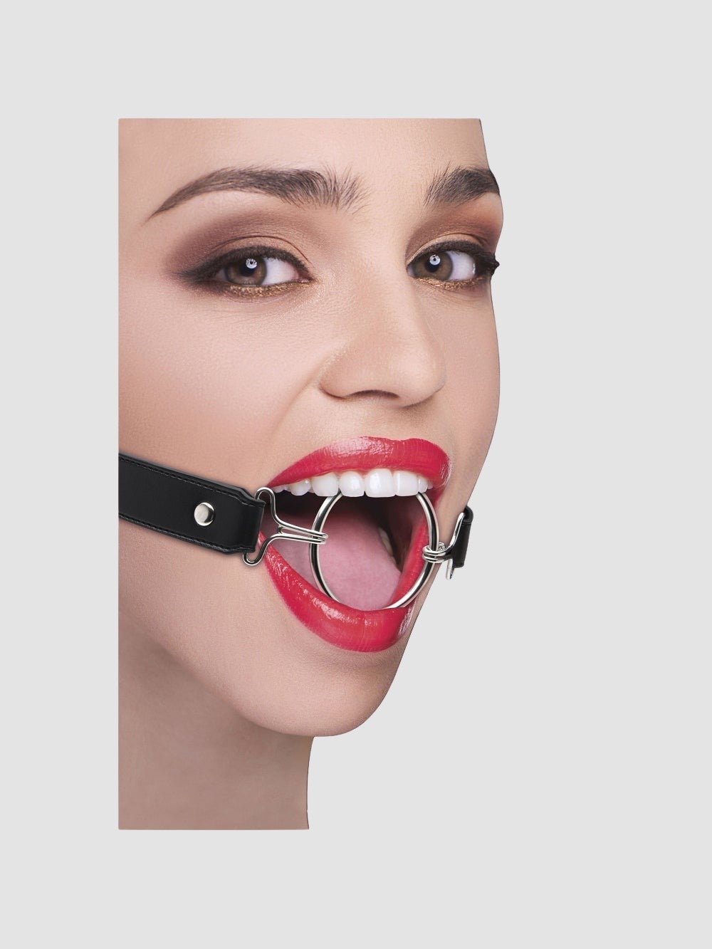 Bâillon Anneau XL avec Sangles Cuir