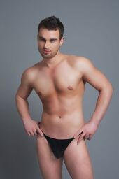 String Desire 4436 noir