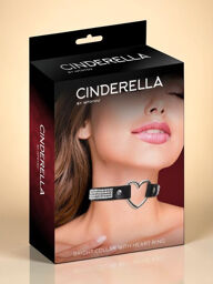 Collier choker en cuir vegan avec cœur et strass