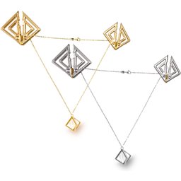 Pinces Tétons Stylisés avec Lestes Pendentif Léger en Métal