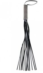 Fouet 16 lanières et chaîne sûr la poignée