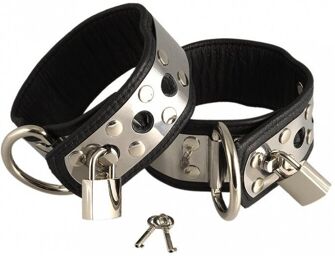 Menottes chevilles avec métalliques et cadenas