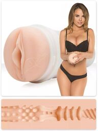 Masturbateur vagin Dillion Harper Crush Rose