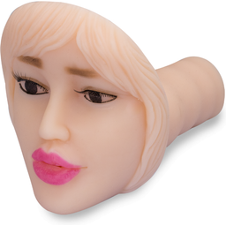 Bouche serrée pour jeu oral Natasha