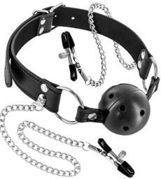 Bâillon boule à trous avec pinces à seins Noir