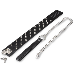 Collier BDSM cuir et pointes