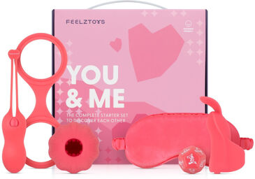 Kit sextoy pour couple avec masturbateur, vibromasseur et accessoires sensuels